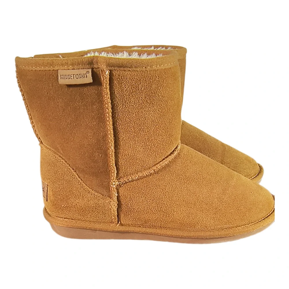 Minnetonka Backus 85701 Boots Women's Size 8M Brown Suede Faux Fur Lined Pull-on